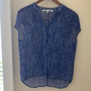 💥Collective Concepts sleeveless Blouse